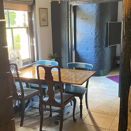 Betsey Trotwood. Historic Stylish 2-Bed Cottage. Blundeston المظهر الخارجي الصورة
