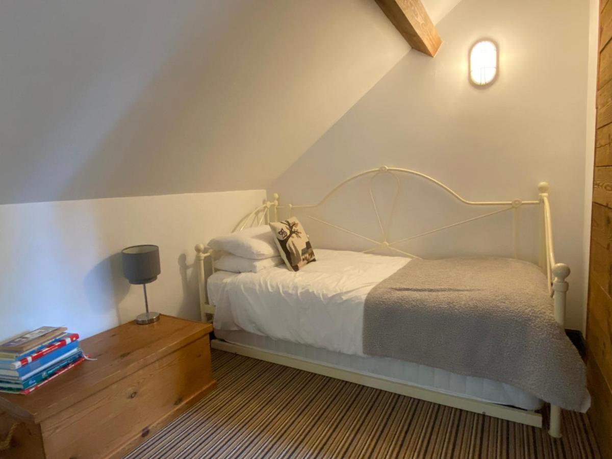 Betsey Trotwood. Historic Stylish 2-Bed Cottage. Blundeston المظهر الخارجي الصورة