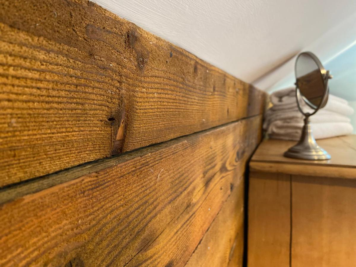 Betsey Trotwood. Historic Stylish 2-Bed Cottage. Blundeston المظهر الخارجي الصورة